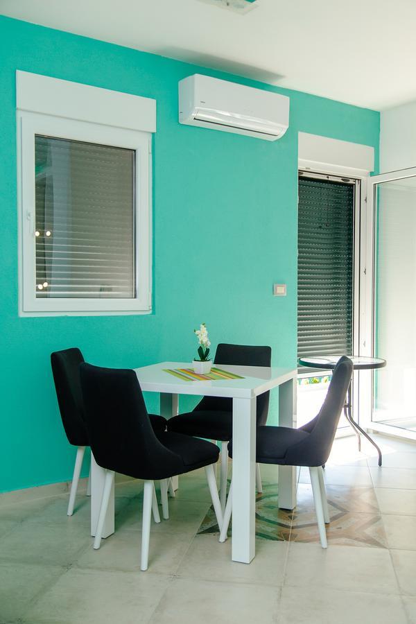 Apartmani Mozaici ริซาน ภายนอก รูปภาพ