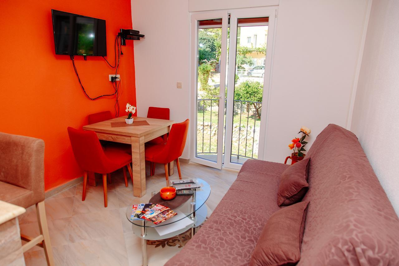Apartmani Mozaici ริซาน ภายนอก รูปภาพ