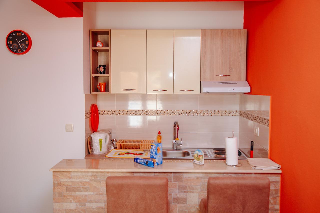 Apartmani Mozaici ริซาน ภายนอก รูปภาพ
