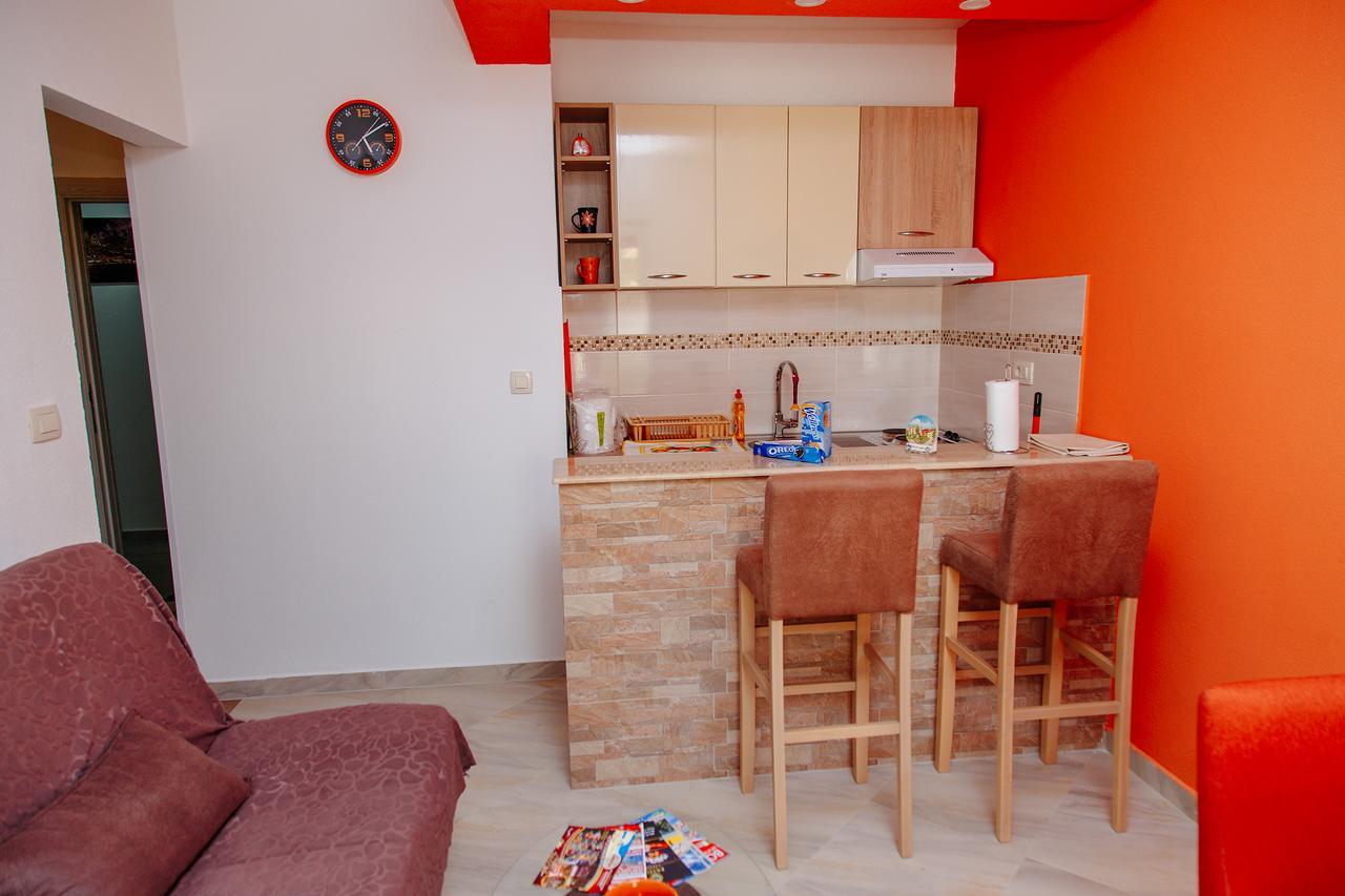 Apartmani Mozaici ริซาน ภายนอก รูปภาพ