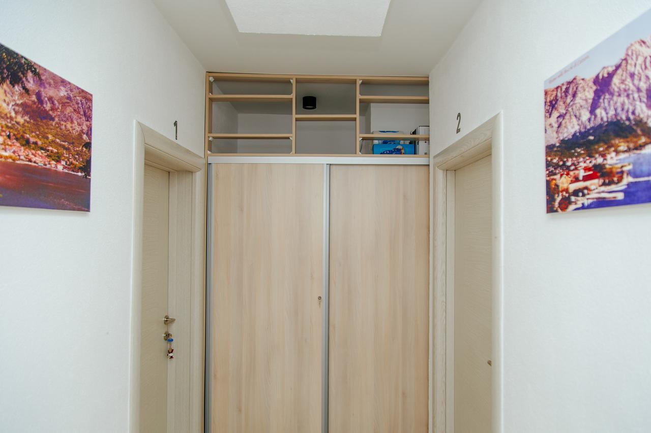 Apartmani Mozaici ริซาน ภายนอก รูปภาพ