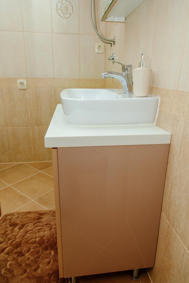 Apartmani Mozaici ริซาน ภายนอก รูปภาพ